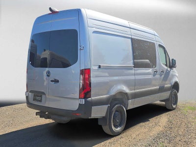 2026 Mercedes-Benz Sprinter Cargo 2500 Standard Roof I4 Diesel HO 144 AWD
