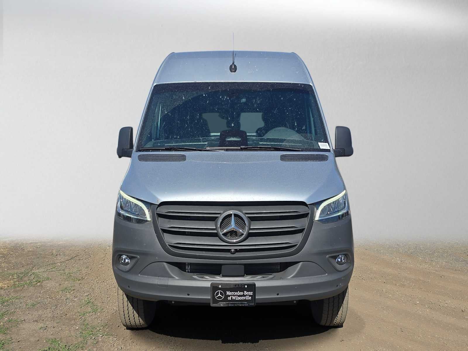 2026 Mercedes-Benz Sprinter Cargo 2500 Standard Roof I4 Diesel HO 144 AWD