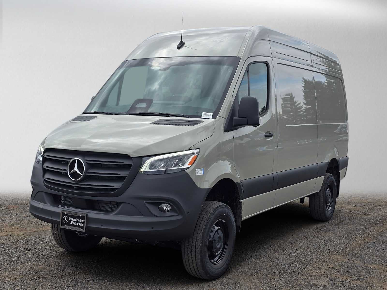 2026 Mercedes-Benz Sprinter Cargo 2500 Standard Roof I4 Diesel HO 144 AWD