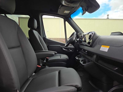 2026 Mercedes-Benz Sprinter Crew 2500 High Roof I4 Diesel HO 170 AWD