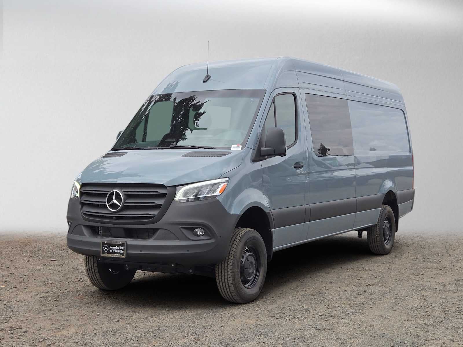 2026 Mercedes-Benz Sprinter Crew 2500 High Roof I4 Diesel HO 170 AWD