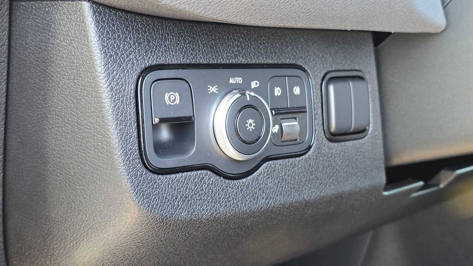 2026 Mercedes-Benz Sprinter 2500 High Roof I4 Diesel HO 170 AWD