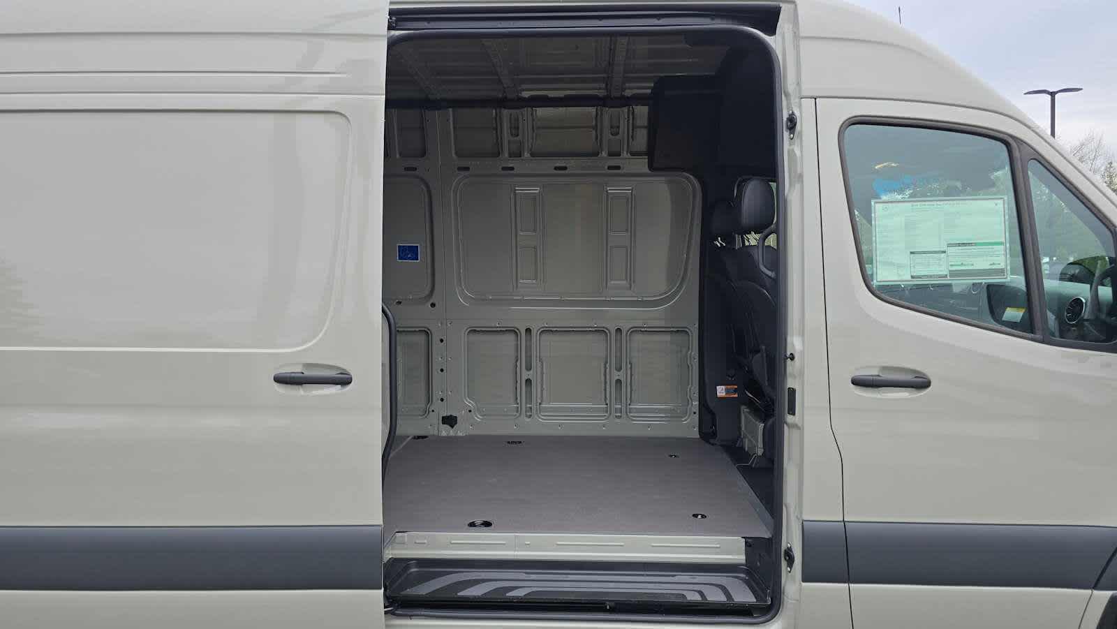 2026 Mercedes-Benz Sprinter 2500 High Roof I4 Diesel HO 170" AWD