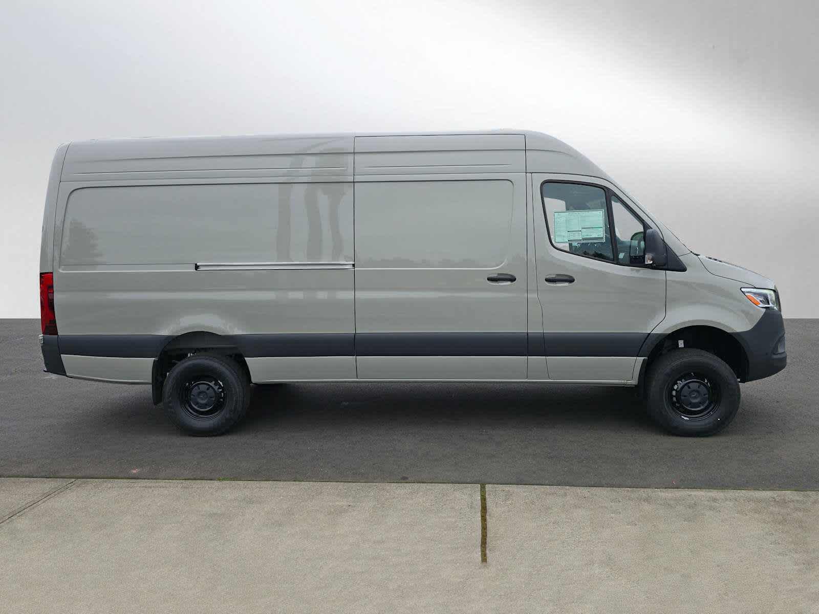 2026 Mercedes-Benz Sprinter 2500 High Roof I4 Diesel HO 170" AWD
