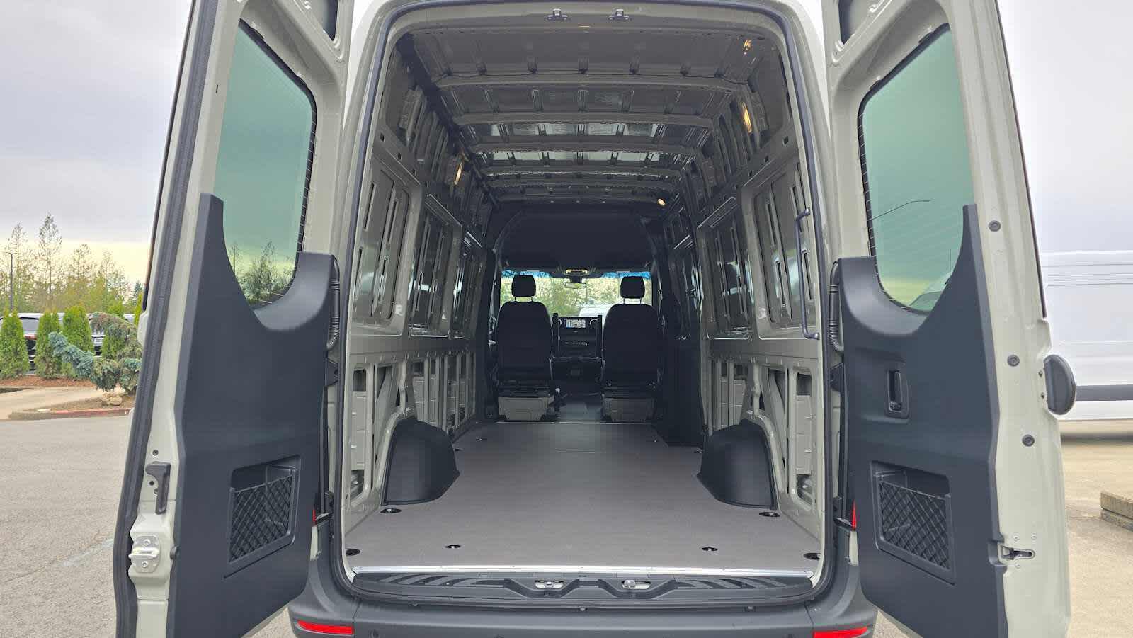 2026 Mercedes-Benz Sprinter 2500 High Roof I4 Diesel HO 170" AWD
