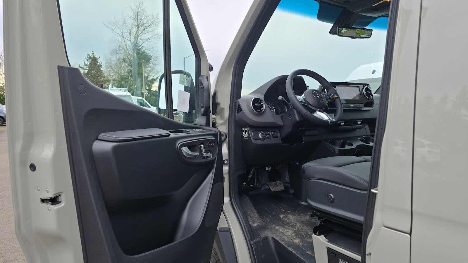 2026 Mercedes-Benz Sprinter 2500 High Roof I4 Diesel HO 170" AWD
