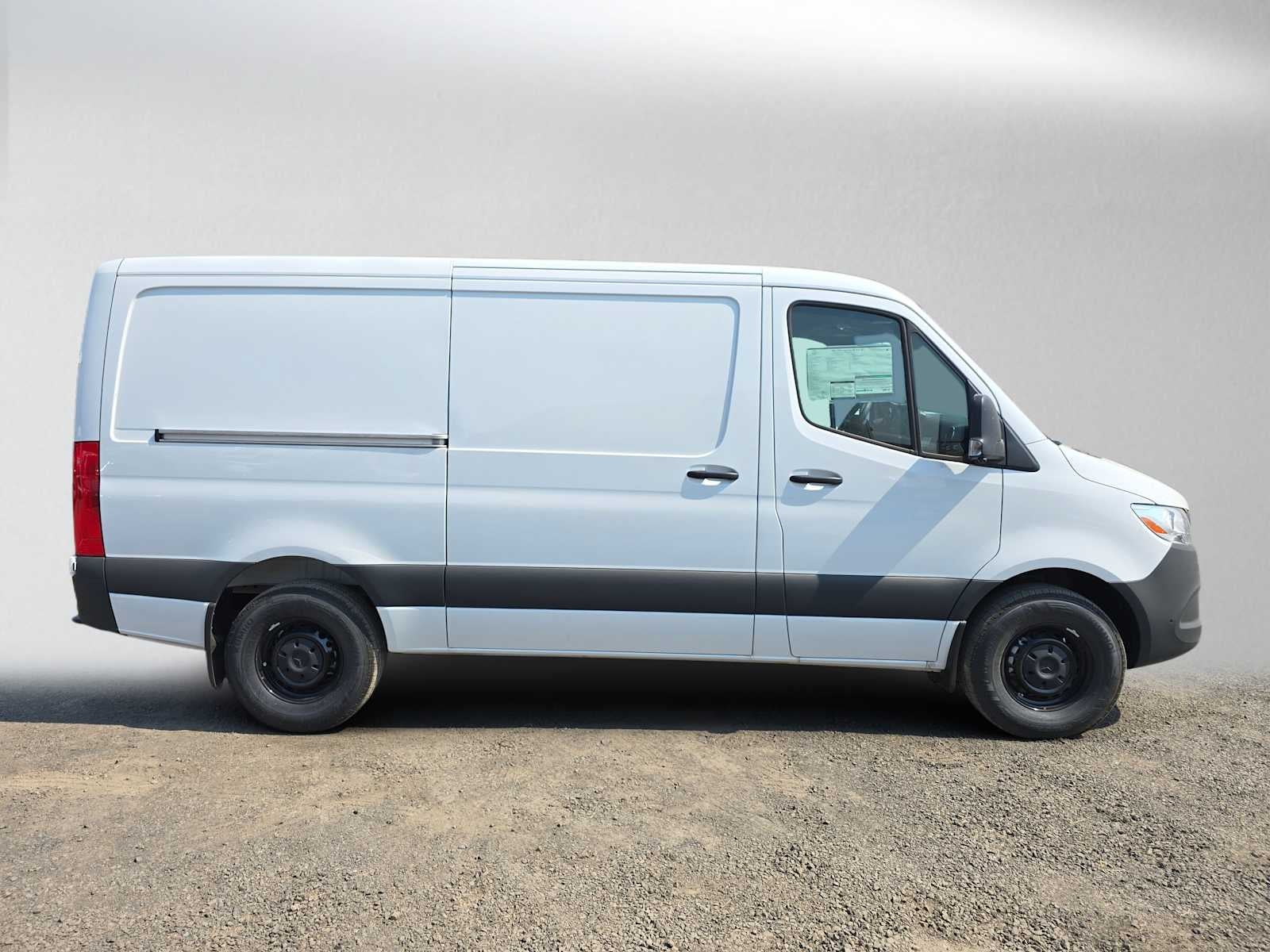 2026 Mercedes-Benz Sprinter Cargo 2500 Standard Roof I4 Diesel 144 RWD