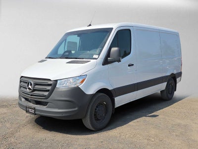 2026 Mercedes-Benz Sprinter Cargo 2500 Standard Roof I4 Diesel 144 RWD
