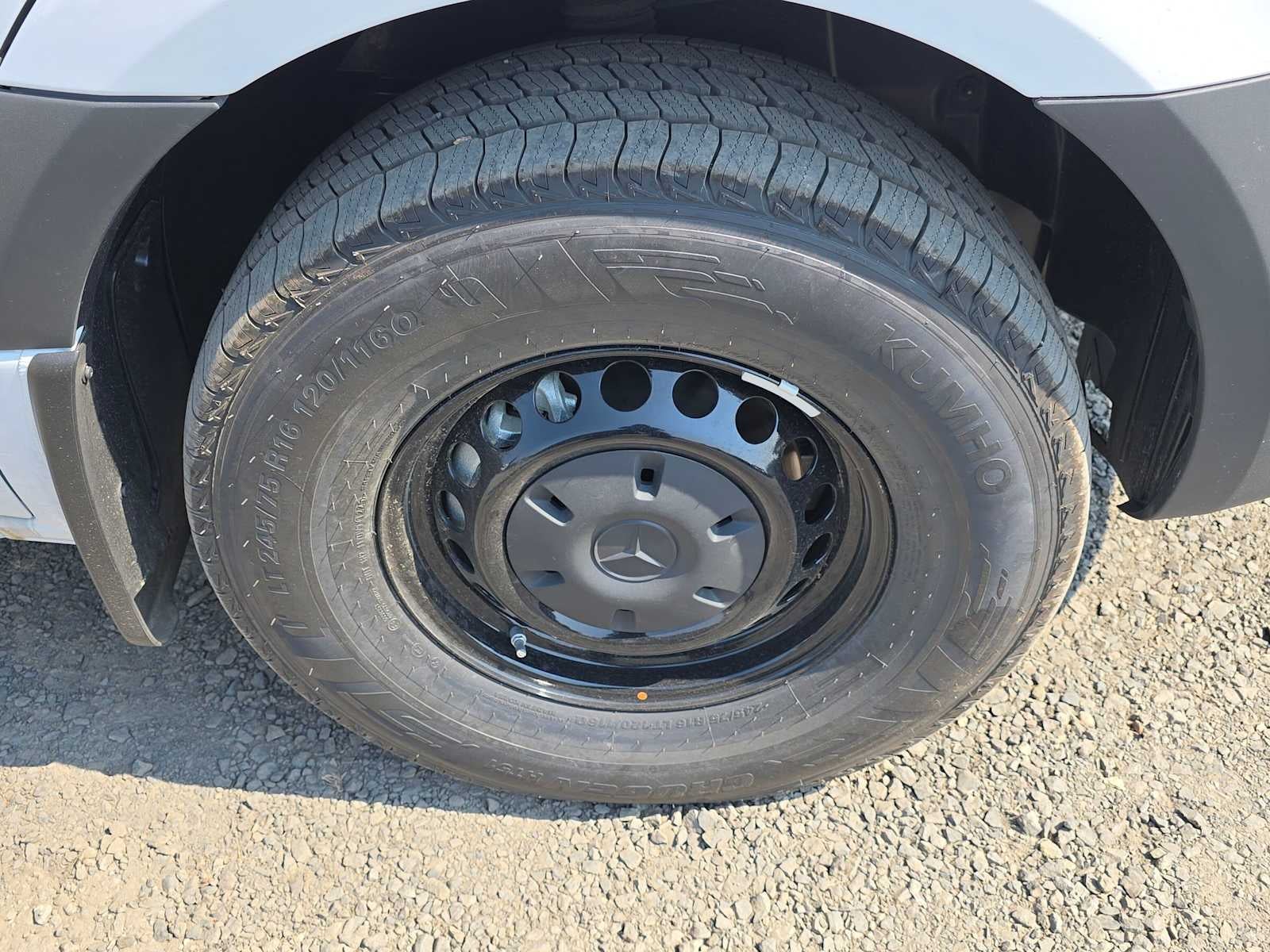 2026 Mercedes-Benz Sprinter Cargo 2500 Standard Roof I4 Diesel 144 RWD