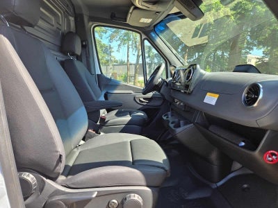 2026 Mercedes-Benz Sprinter 2500 Standard Roof I4 Diesel 144 RWD