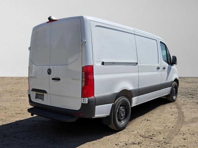 2026 Mercedes-Benz Sprinter 2500 Standard Roof I4 Diesel 144 RWD