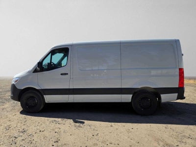 2026 Mercedes-Benz Sprinter 2500 Standard Roof I4 Diesel 144 RWD
