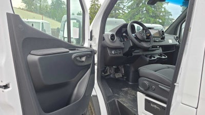 2026 Mercedes-Benz Sprinter 2500 Standard Roof I4 Diesel 144 RWD
