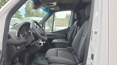 2026 Mercedes-Benz Sprinter 2500 Standard Roof I4 Diesel 144 RWD