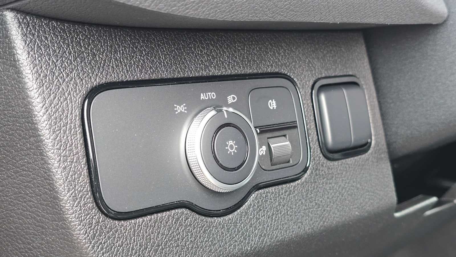 2026 Mercedes-Benz Sprinter 2500 Standard Roof I4 Diesel 144 RWD
