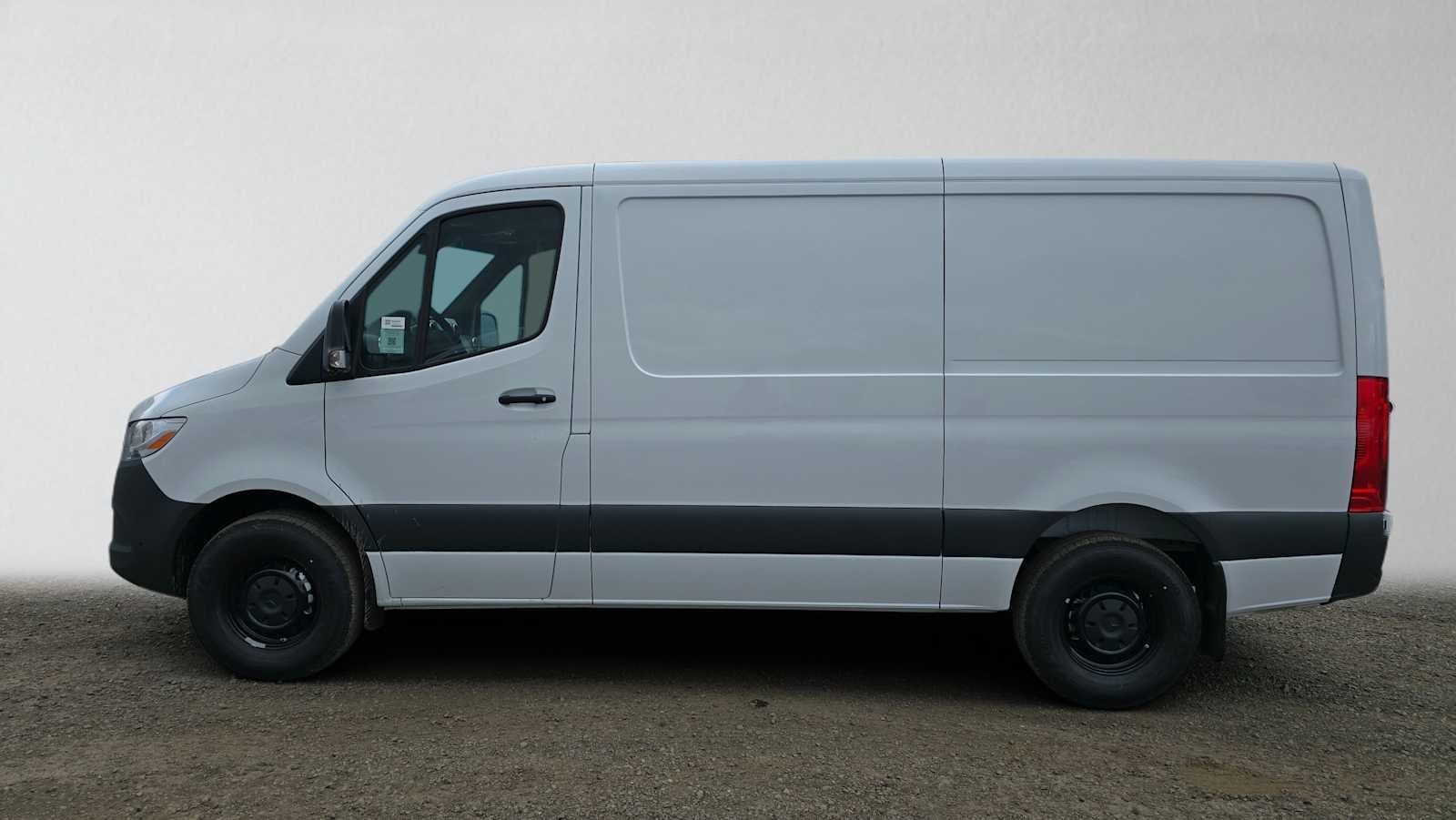 2026 Mercedes-Benz Sprinter 2500 Standard Roof I4 Diesel 144 RWD