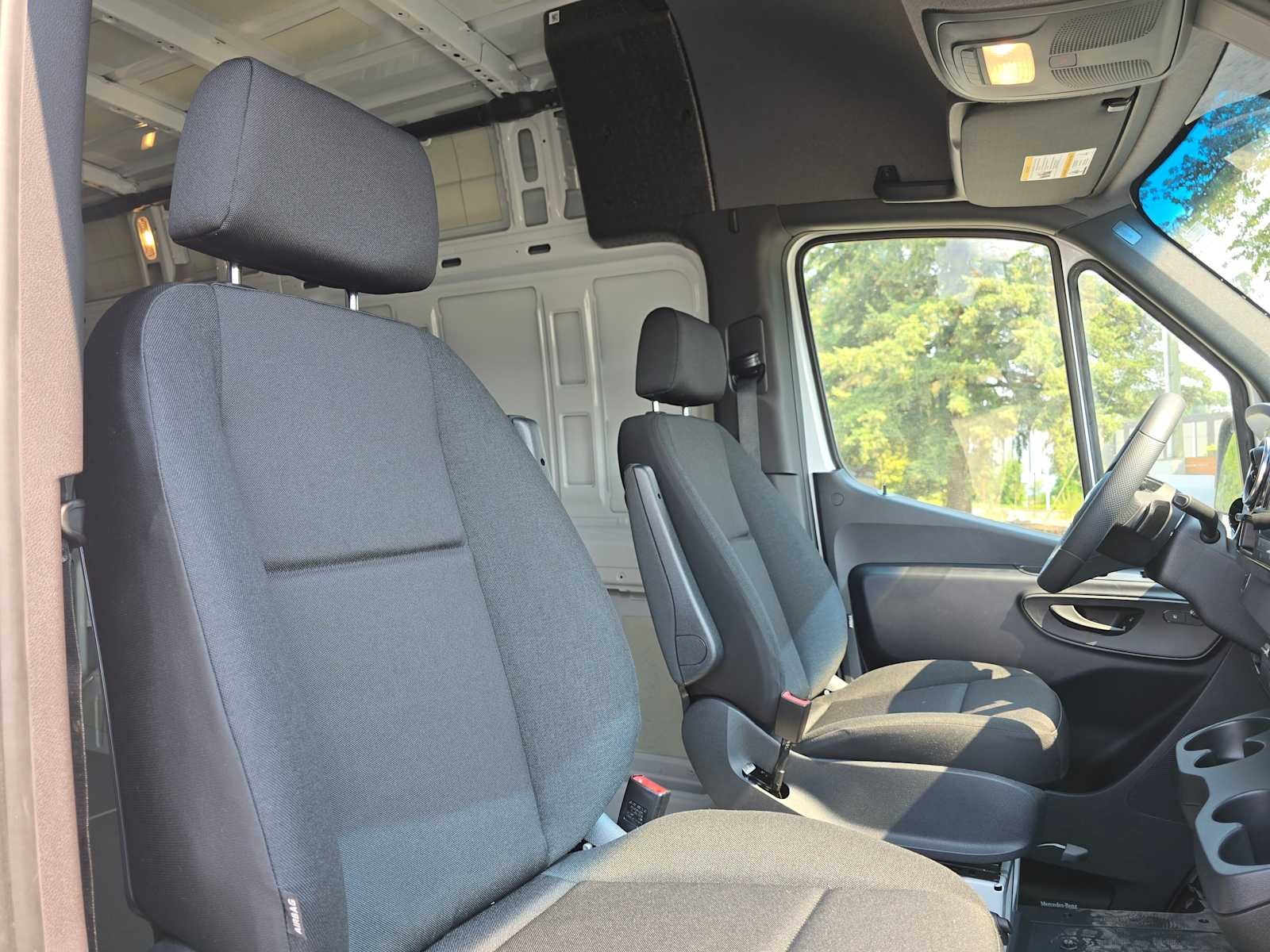 2026 Mercedes-Benz Sprinter 2500 Standard Roof I4 Diesel 144 RWD