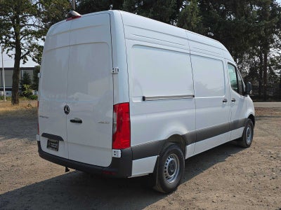 2026 Mercedes-Benz Sprinter 2500 Standard Roof I4 Diesel 144 RWD