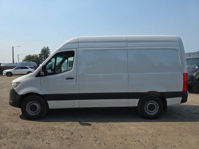 2026 Mercedes-Benz Sprinter 2500 Standard Roof I4 Diesel 144 RWD