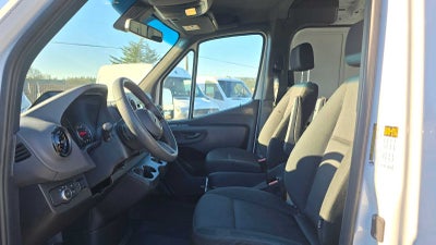2025 Mercedes-Benz Sprinter Cargo Van 2500 Standard Roof I4 Diesel 144" RWD