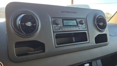 2025 Mercedes-Benz Sprinter Cargo Van 2500 Standard Roof I4 Diesel 144" RWD