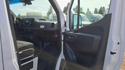 2025 Mercedes-Benz Sprinter Cargo Van 2500 Standard Roof I4 Diesel 144 RWD