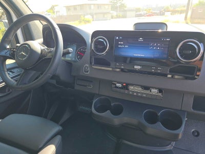 2026 Mercedes-Benz Sprinter 2500 Standard Roof I4 Diesel 144 RWD