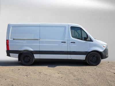 2026 Mercedes-Benz Sprinter 2500 Standard Roof I4 Diesel 144 RWD