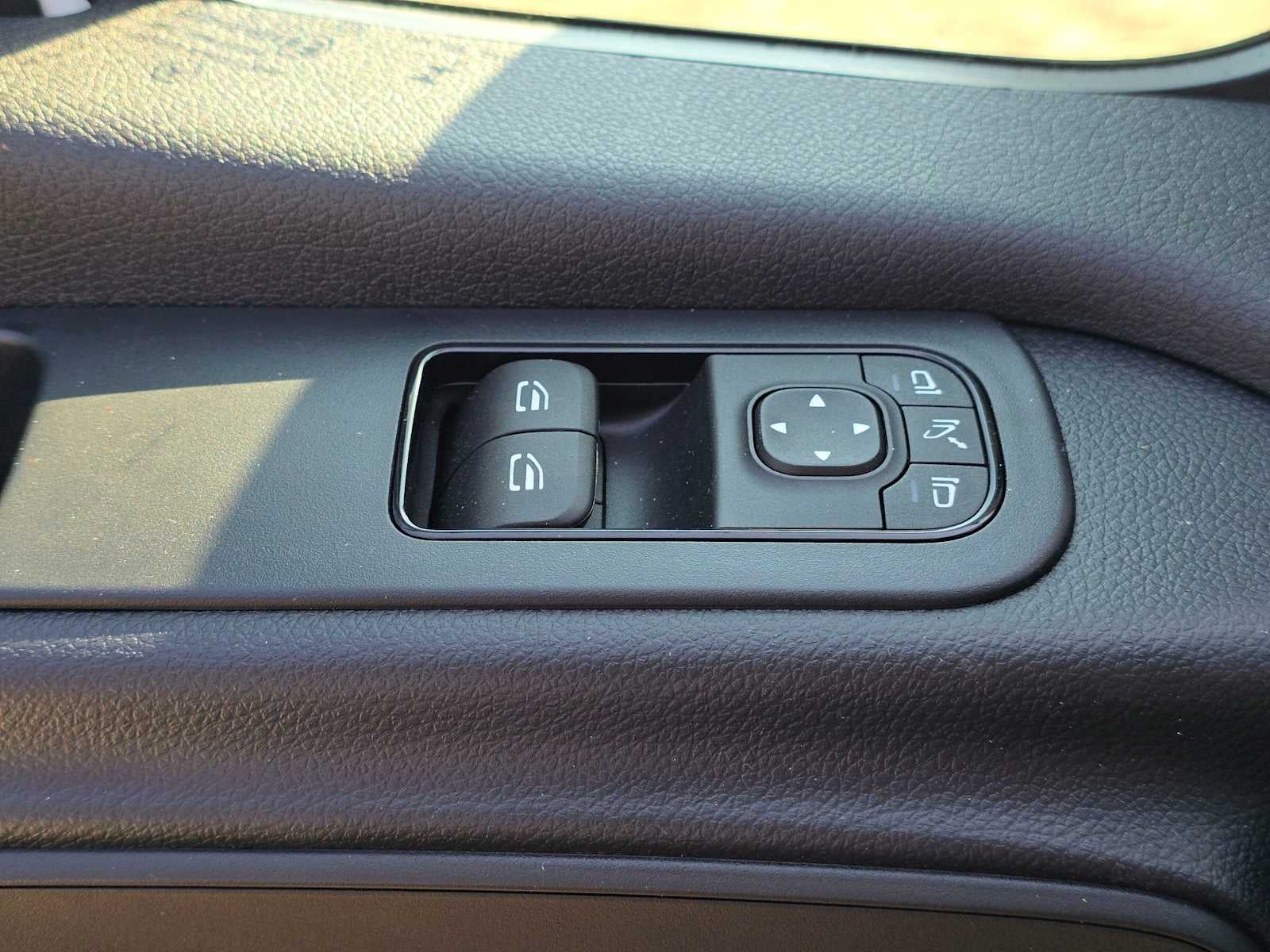 2026 Mercedes-Benz Sprinter 2500 Standard Roof I4 Diesel 144 RWD