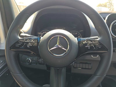 2026 Mercedes-Benz Sprinter 2500 Standard Roof I4 Diesel 144 RWD