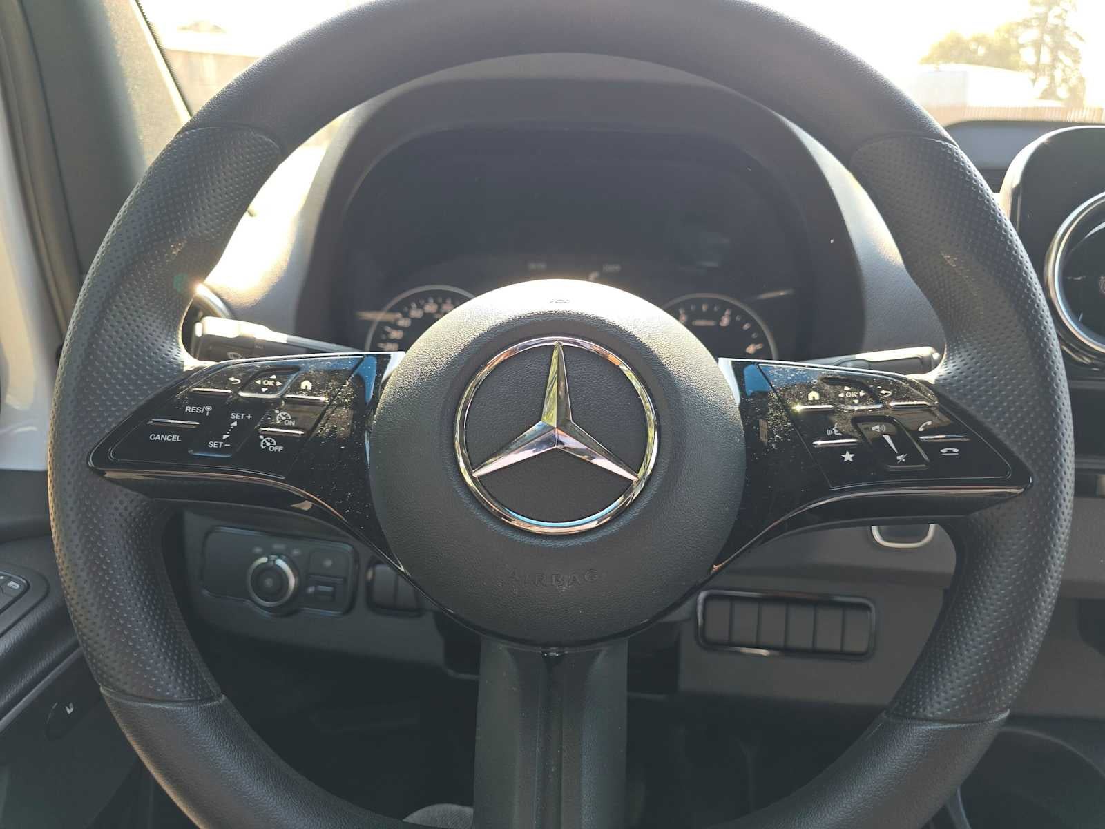 2026 Mercedes-Benz Sprinter 2500 Standard Roof I4 Diesel 144 RWD
