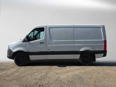2026 Mercedes-Benz Sprinter 2500 Standard Roof I4 Diesel 144 RWD