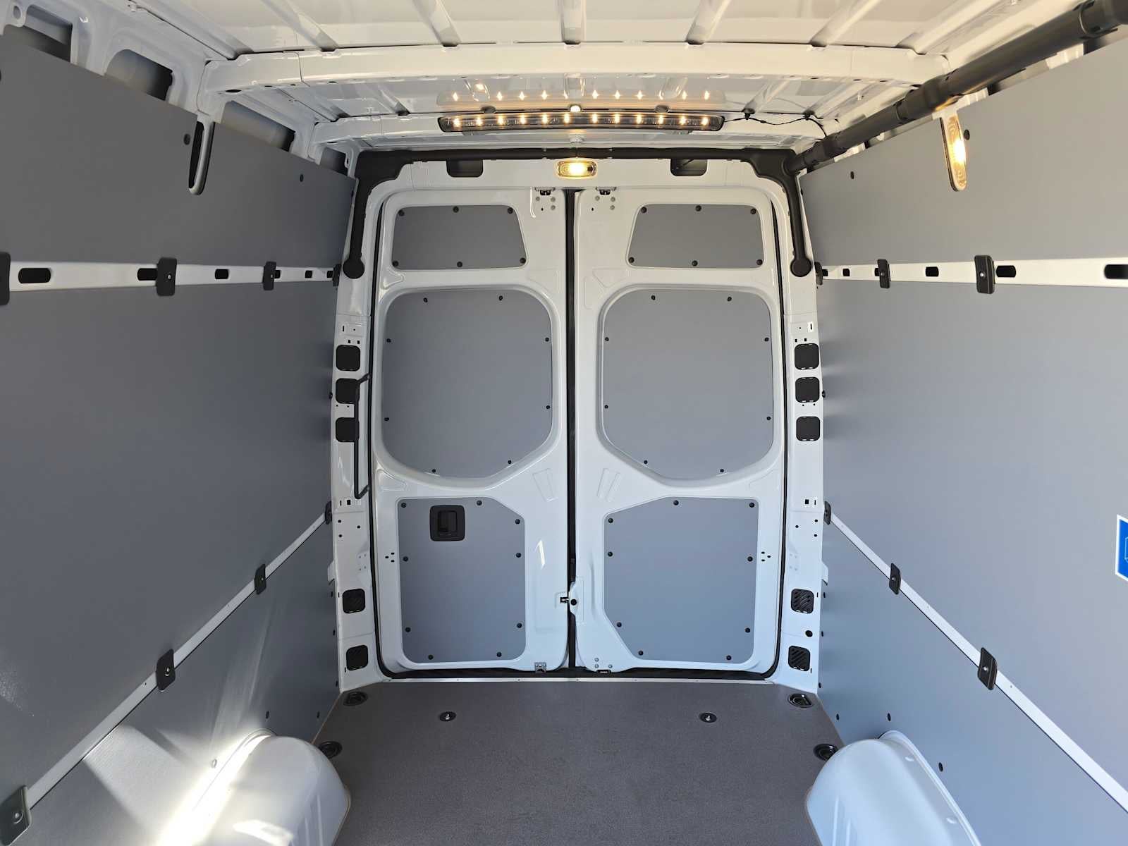 2026 Mercedes-Benz Sprinter Cargo 2500 Standard Roof I4 Diesel 144 RWD