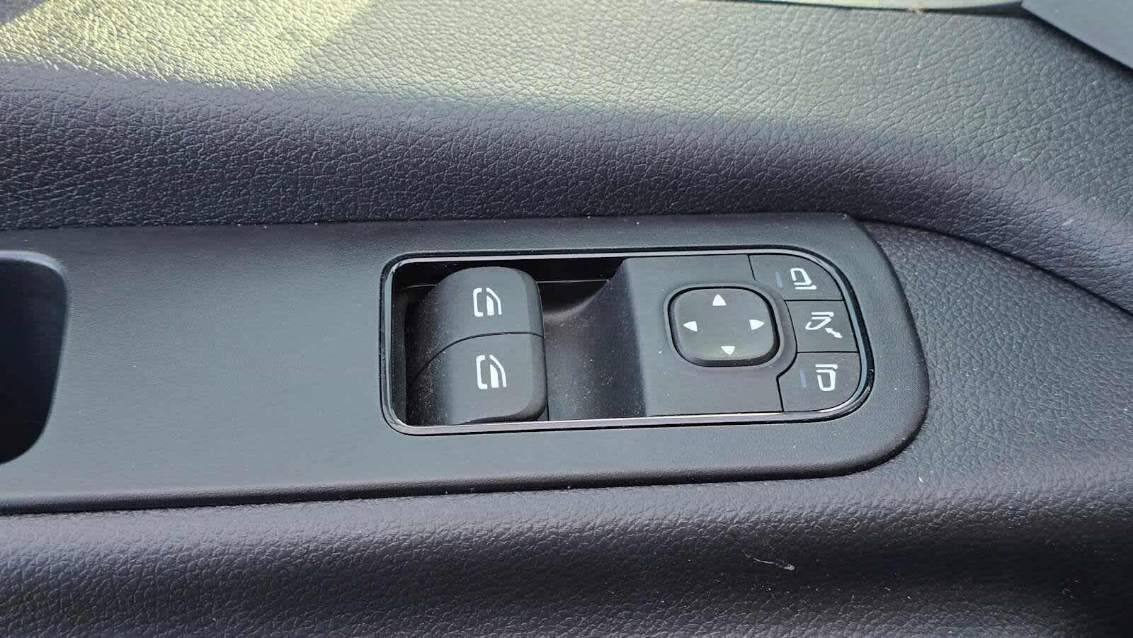 2025 Mercedes-Benz Sprinter Cargo Van 2500 Standard Roof I4 Diesel 144" RWD