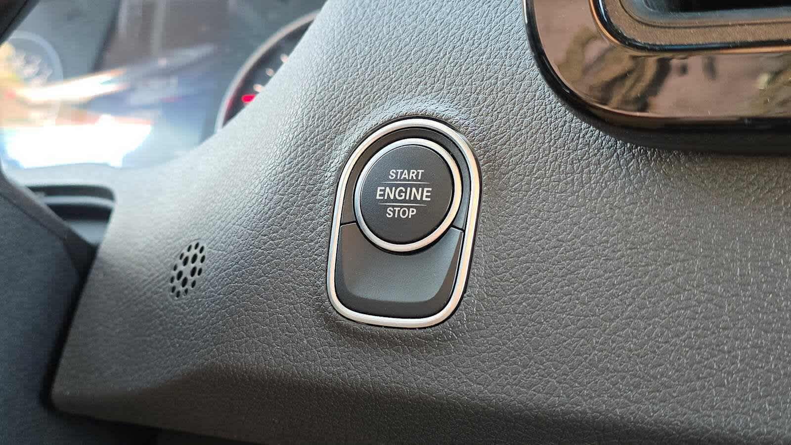 2025 Mercedes-Benz Sprinter Cargo Van 2500 Standard Roof I4 Diesel 144" RWD