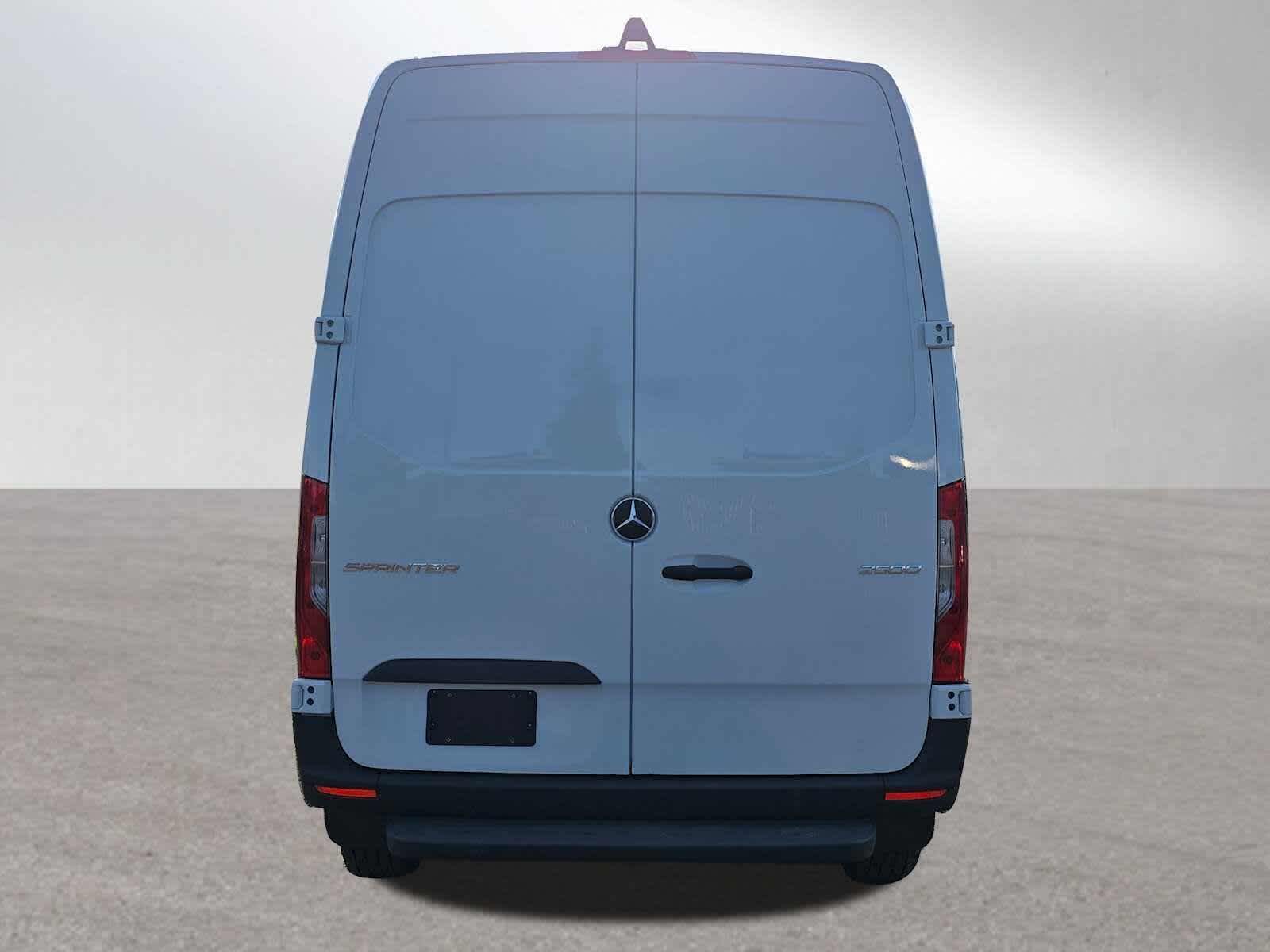 2025 Mercedes-Benz Sprinter Cargo Van 2500 Standard Roof I4 Diesel 144" RWD