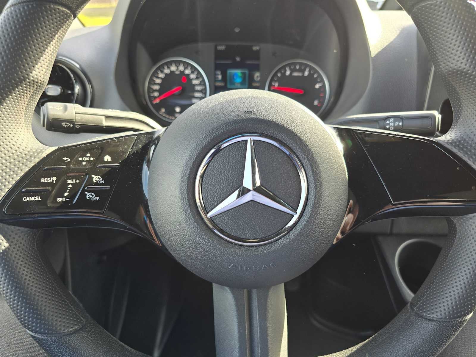 2025 Mercedes-Benz Sprinter Cargo Van 2500 Standard Roof I4 Diesel 144" RWD