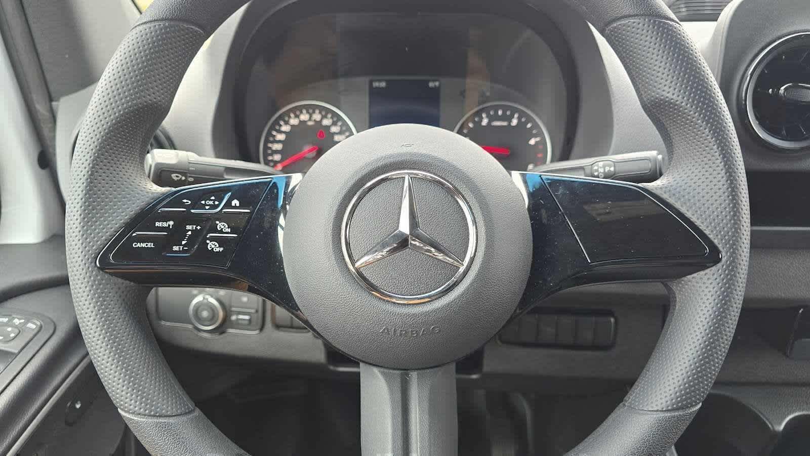 2025 Mercedes-Benz Sprinter Cargo Van 2500 Standard Roof I4 Diesel 144 RWD