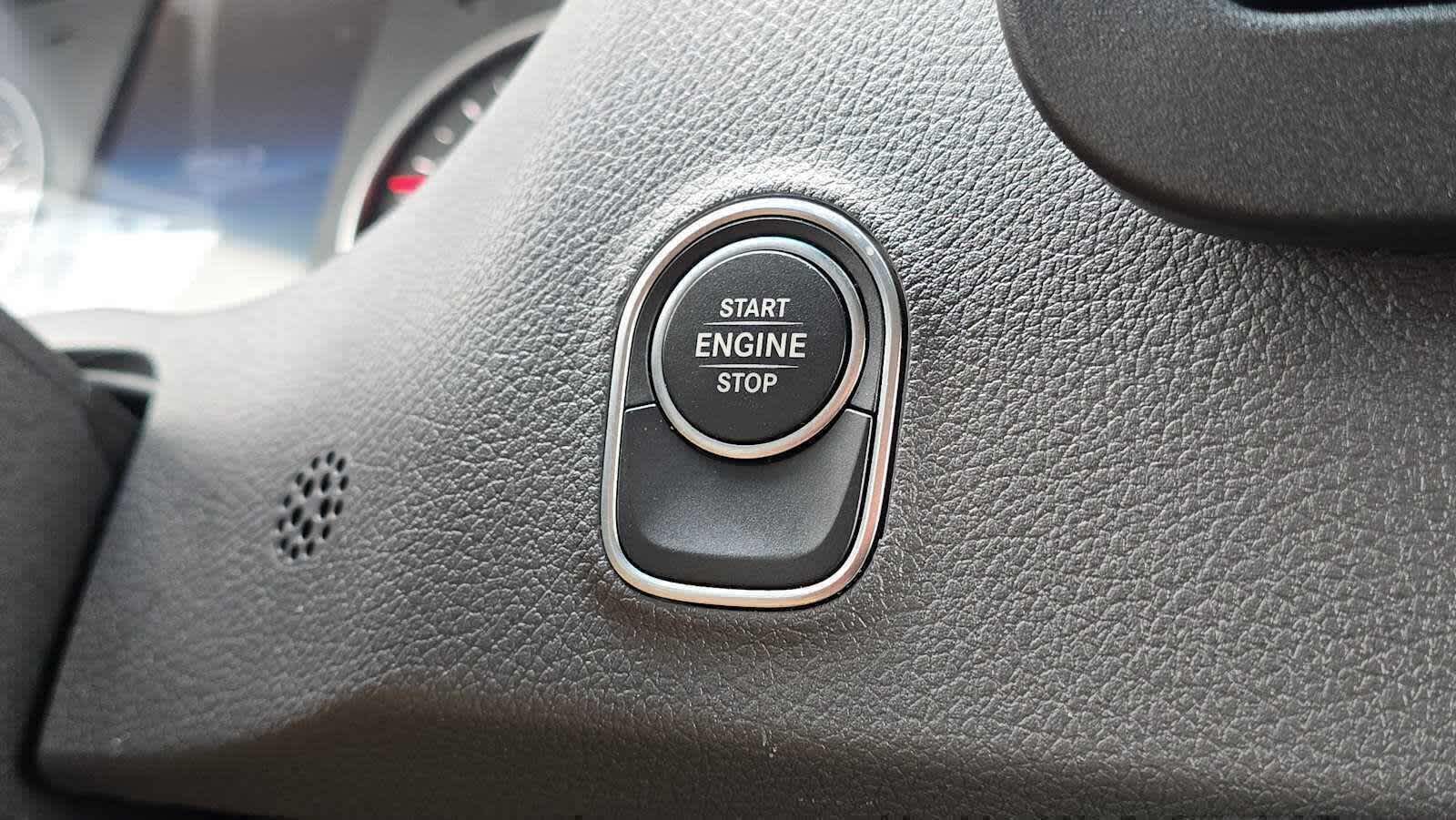 2025 Mercedes-Benz Sprinter Cargo Van 2500 Standard Roof I4 Diesel 144 RWD