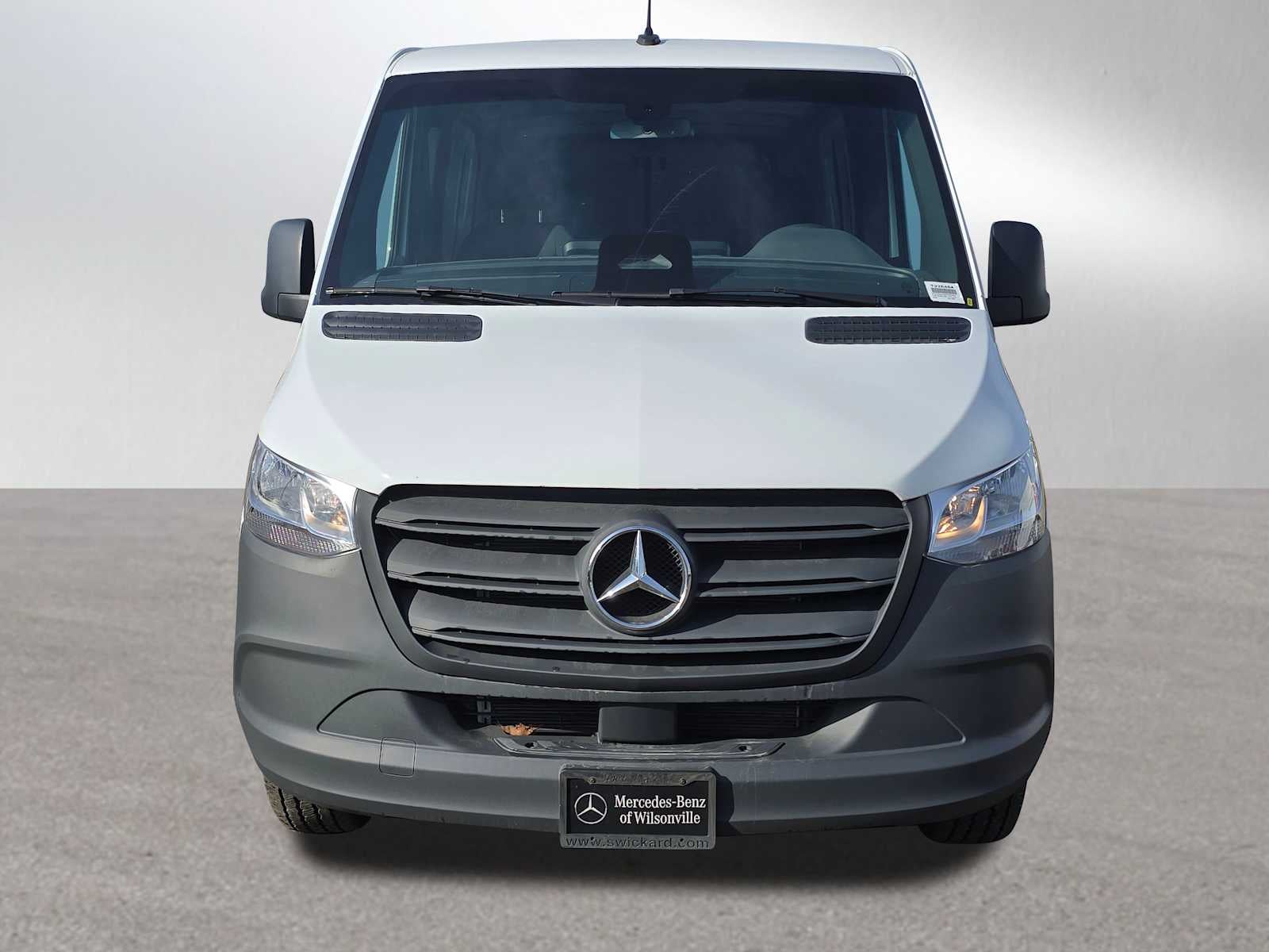 2025 Mercedes-Benz Sprinter Cargo Van 2500 Standard Roof I4 Diesel 144" RWD