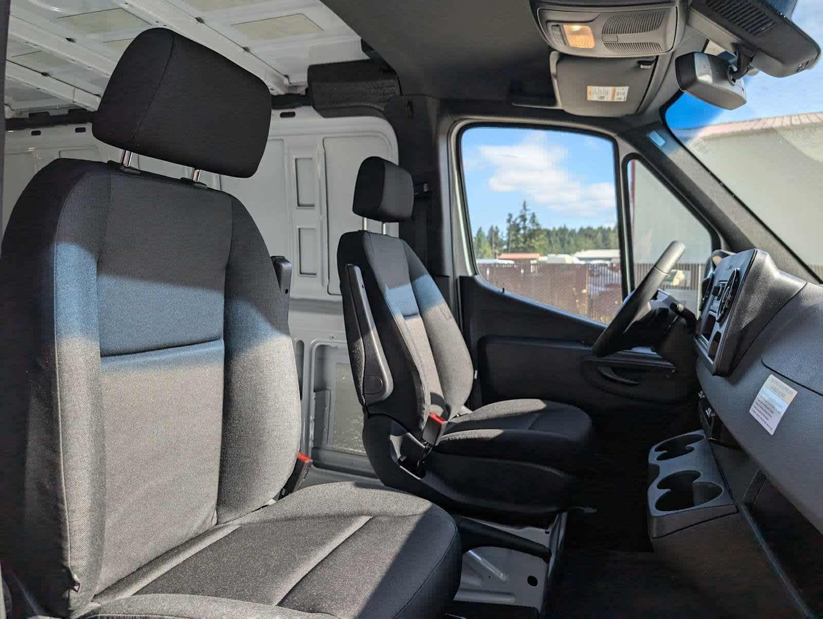 2025 Mercedes-Benz Sprinter Cargo Van 2500 Standard Roof I4 Diesel 144 RWD