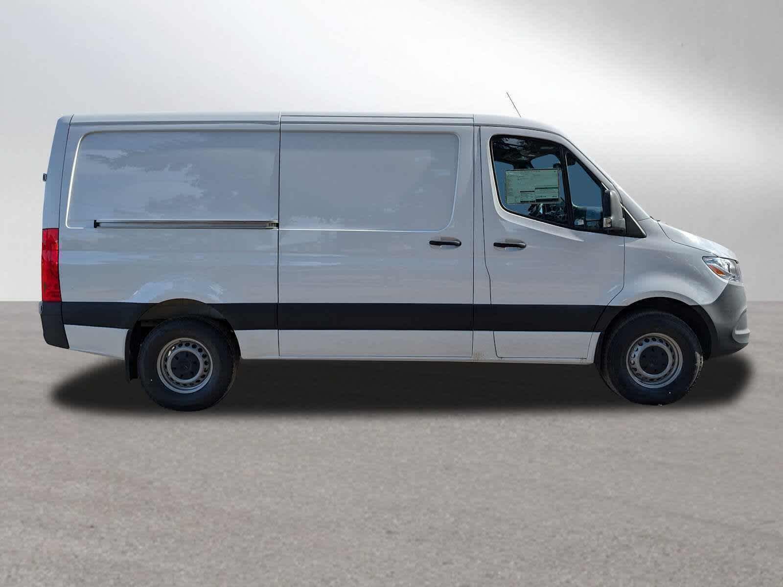2025 Mercedes-Benz Sprinter Cargo Van 2500 Standard Roof I4 Diesel 144 RWD