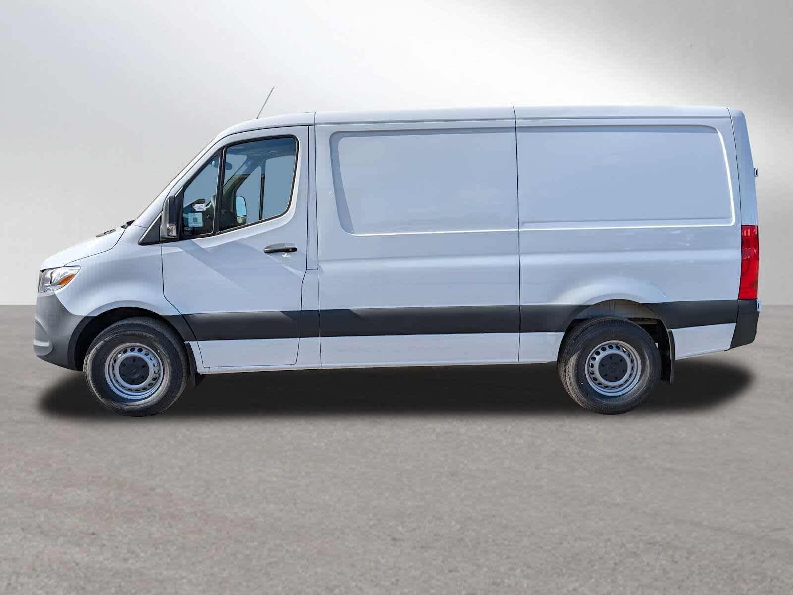 2025 Mercedes-Benz Sprinter Cargo Van 2500 Standard Roof I4 Diesel 144 RWD