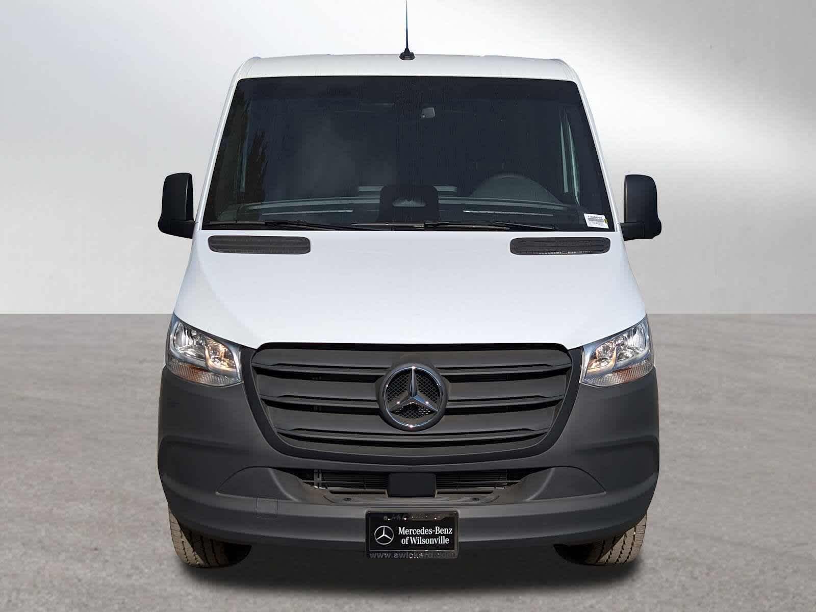 2025 Mercedes-Benz Sprinter Cargo Van 2500 Standard Roof I4 Diesel 144 RWD