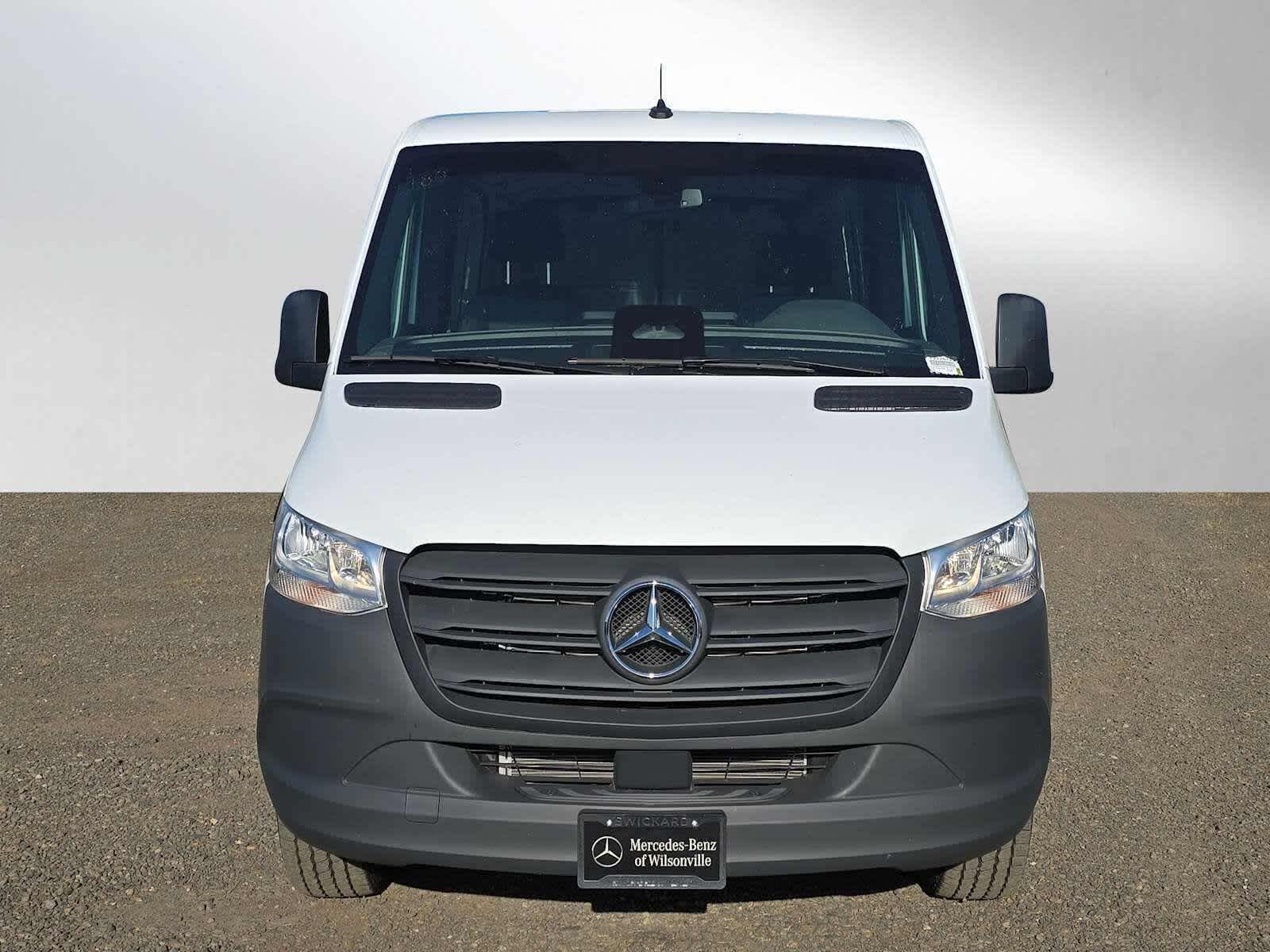 2025 Mercedes-Benz Sprinter Cargo Van 2500 Standard Roof I4 Diesel 144 RWD