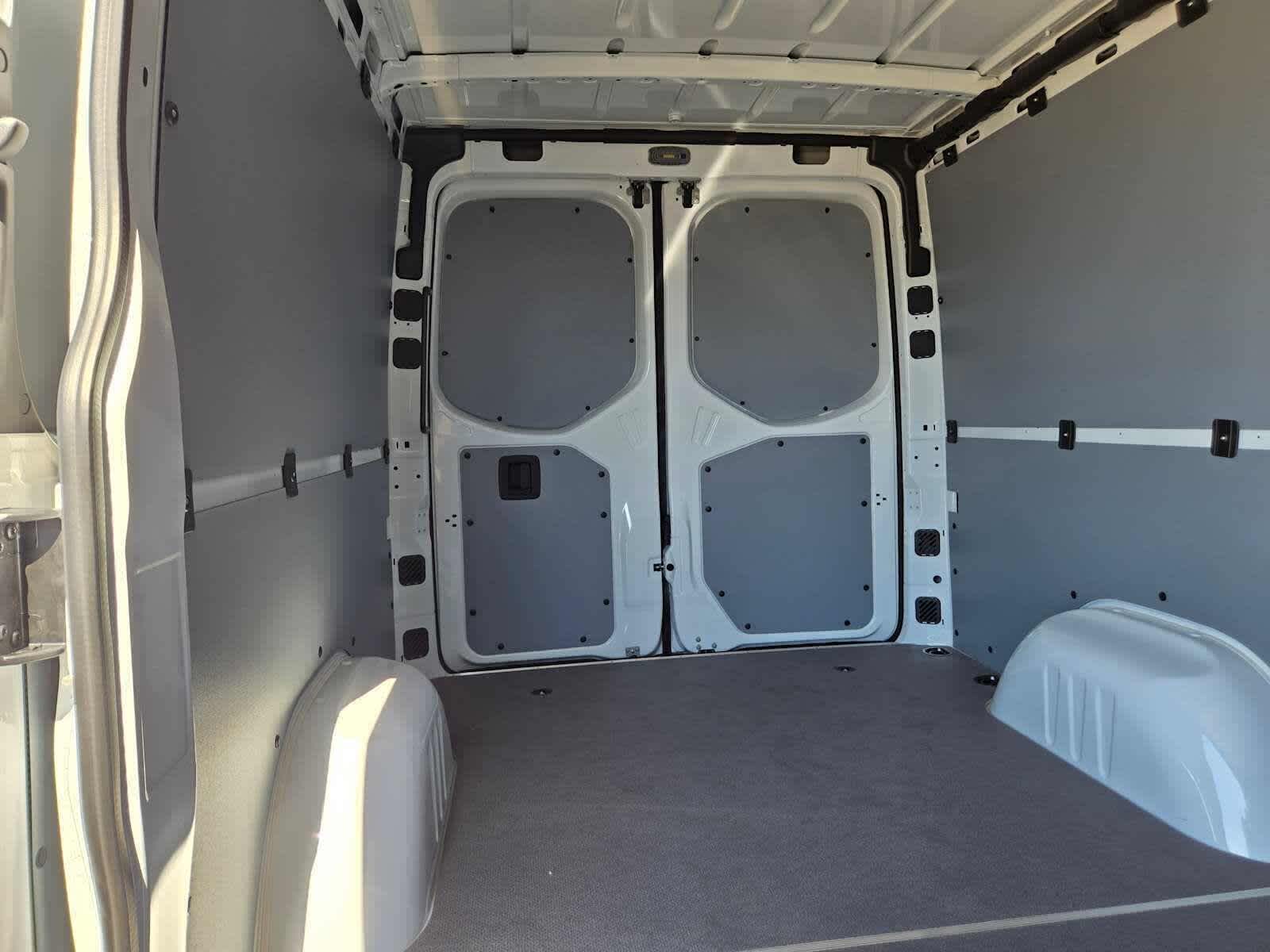 2026 Mercedes-Benz Sprinter 2500 Standard Roof I4 Diesel 144 RWD