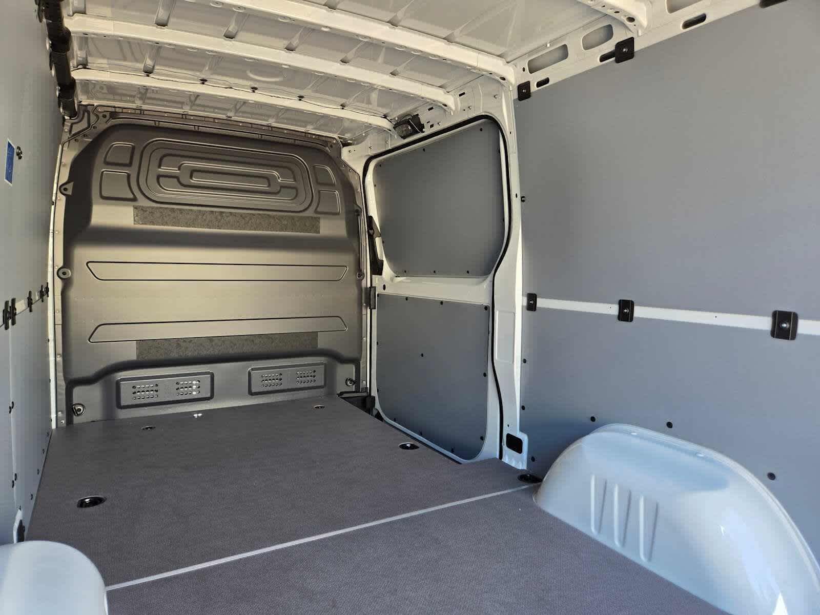 2026 Mercedes-Benz Sprinter 2500 Standard Roof I4 Diesel 144 RWD