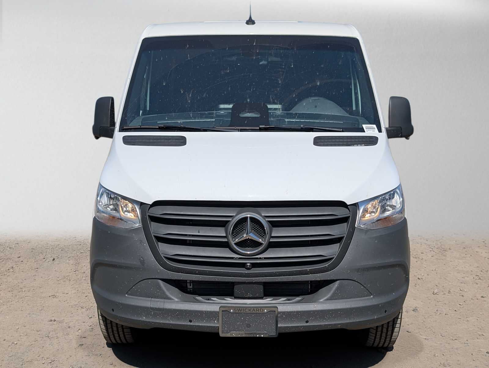 2026 Mercedes-Benz Sprinter 2500 Standard Roof I4 Diesel 144 RWD