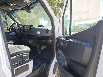 2026 Mercedes-Benz Sprinter 2500 Standard Roof I4 Diesel 144 RWD