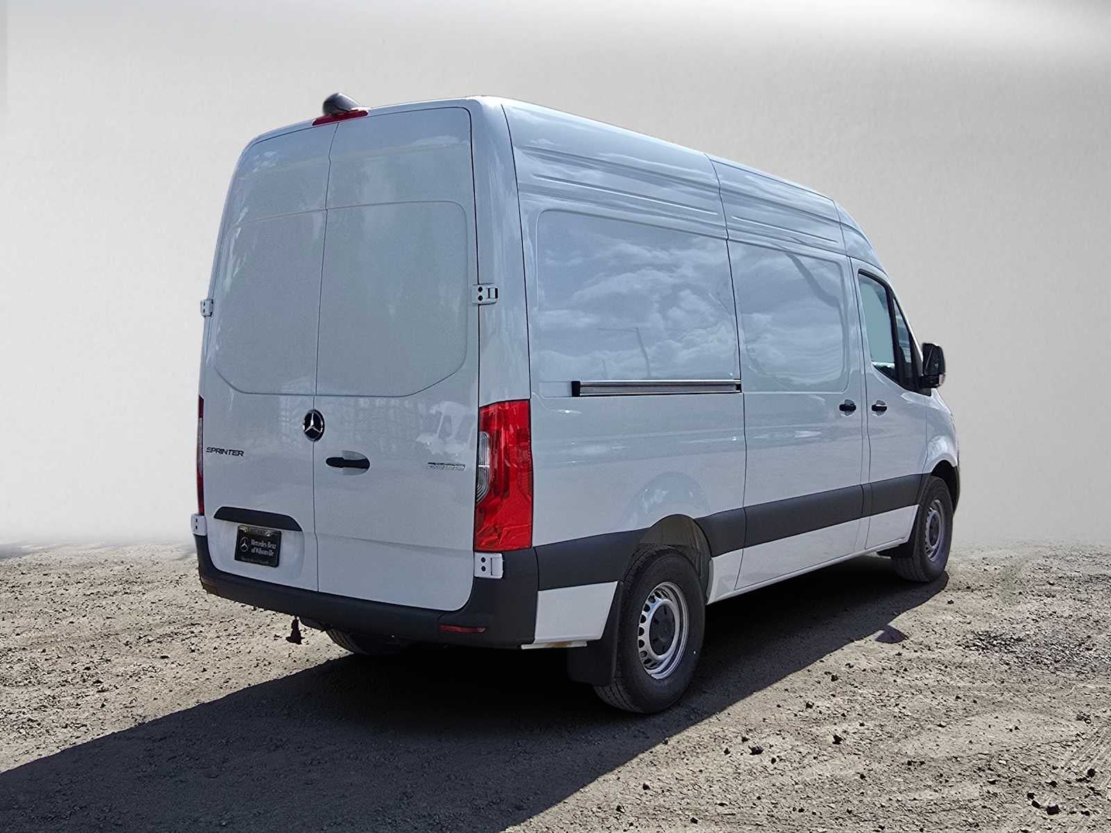 2026 Mercedes-Benz Sprinter 2500 Standard Roof I4 Diesel 144 RWD